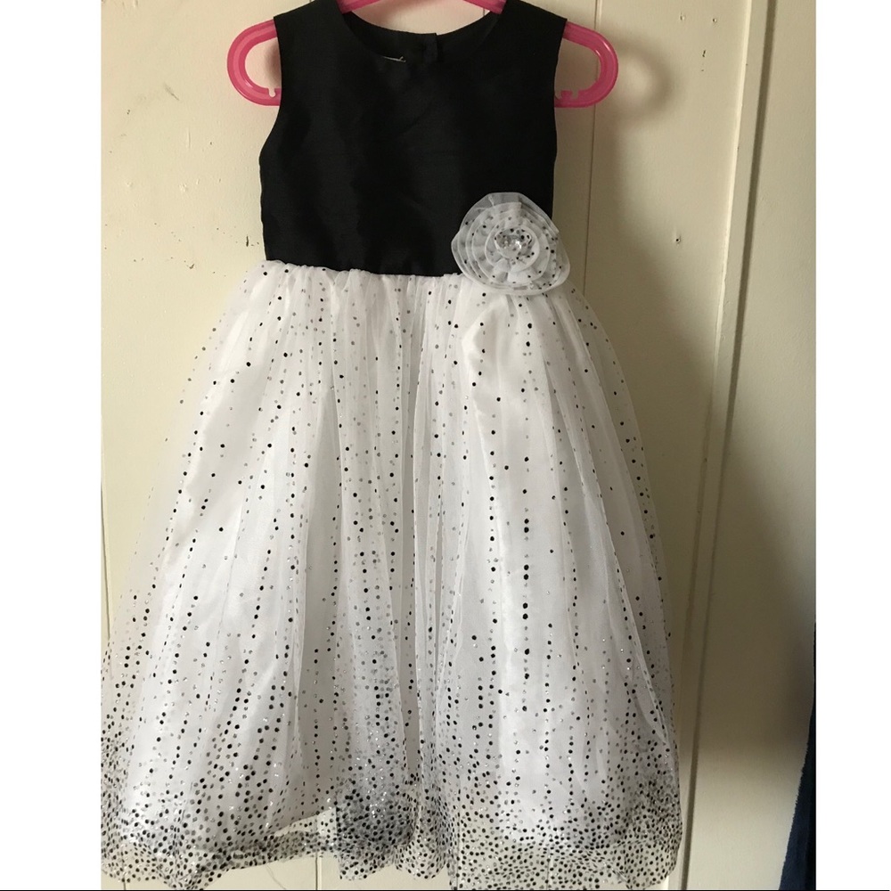 Girl dress